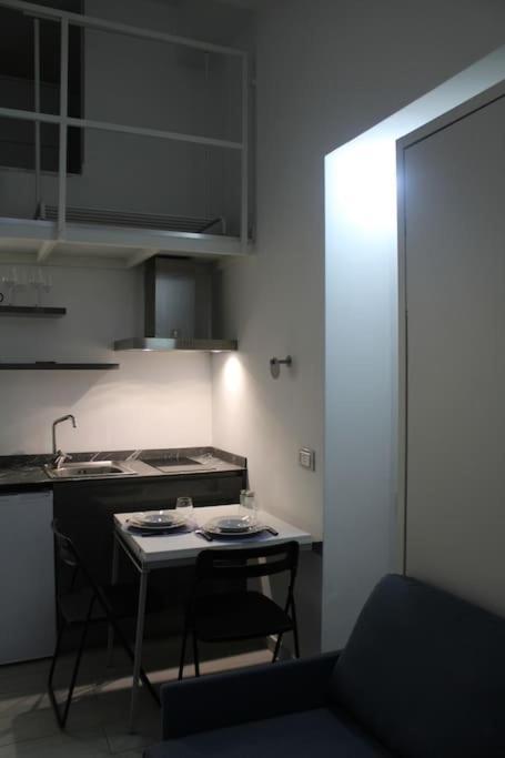Piccolo Loft A Due Passi Dal Castello Leilighet Milano Eksteriør bilde